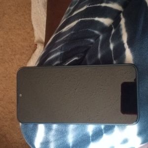 Moto e phone no cracks